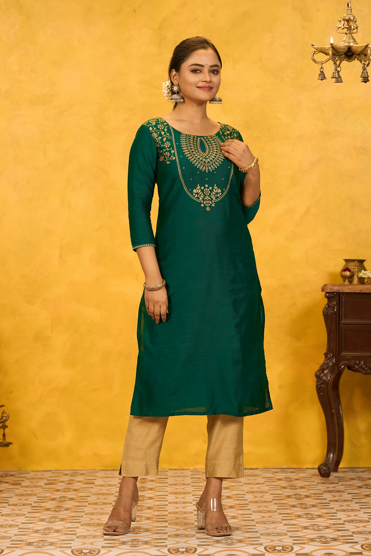 Contemporary Floral Printed Kurta - Green