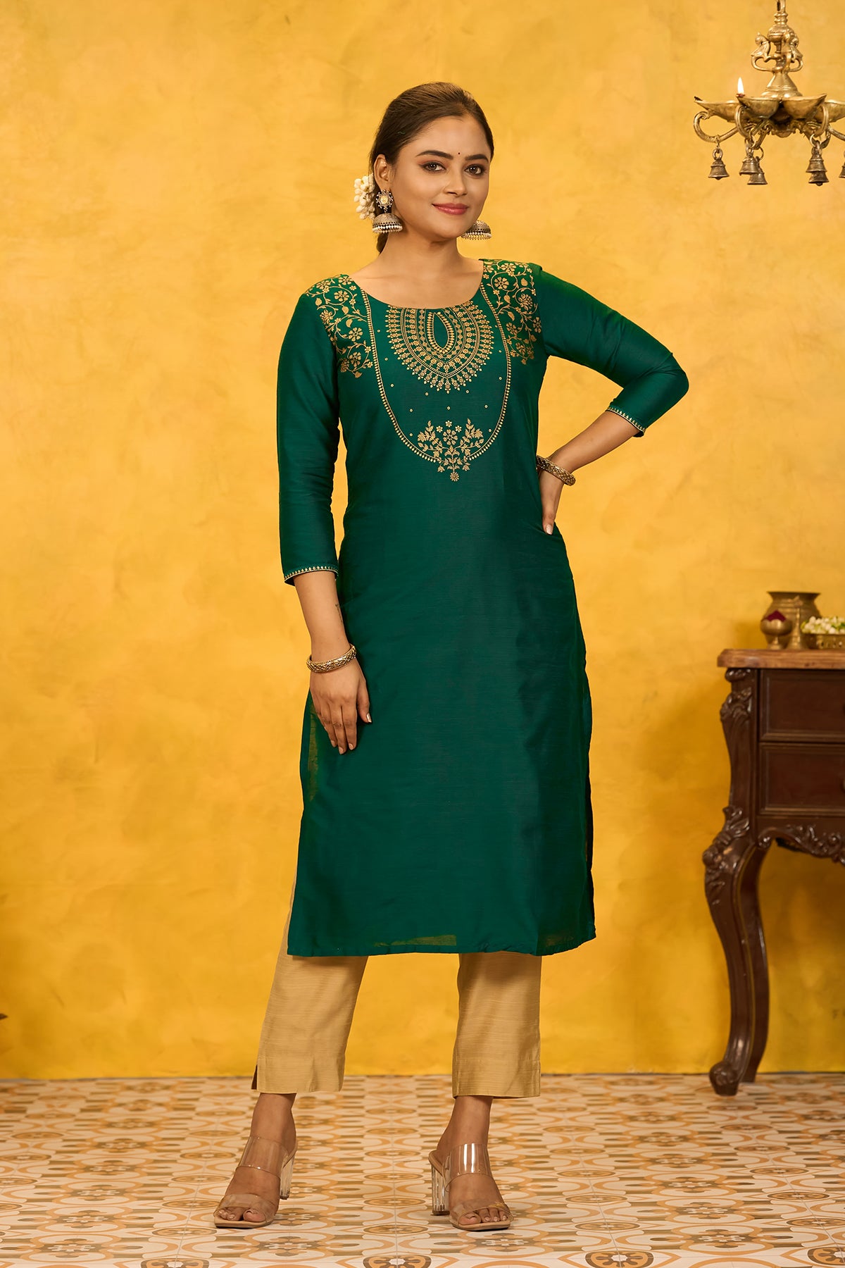 Contemporary Floral Printed Kurta - Green