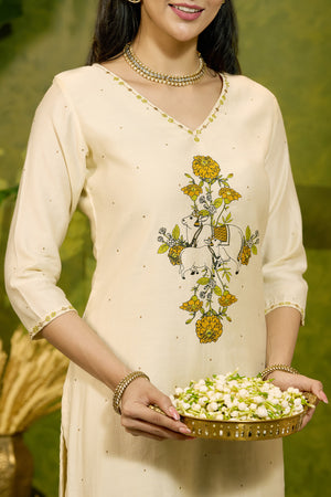 Pongal Inspired Pichwai Printed Kurta - Off- White