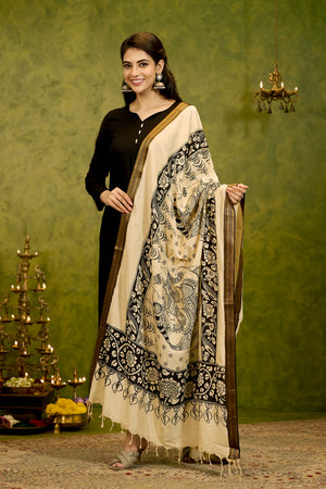 Solid Kurta with Pen Kalamkari Printed Dupatta - Black & Beige