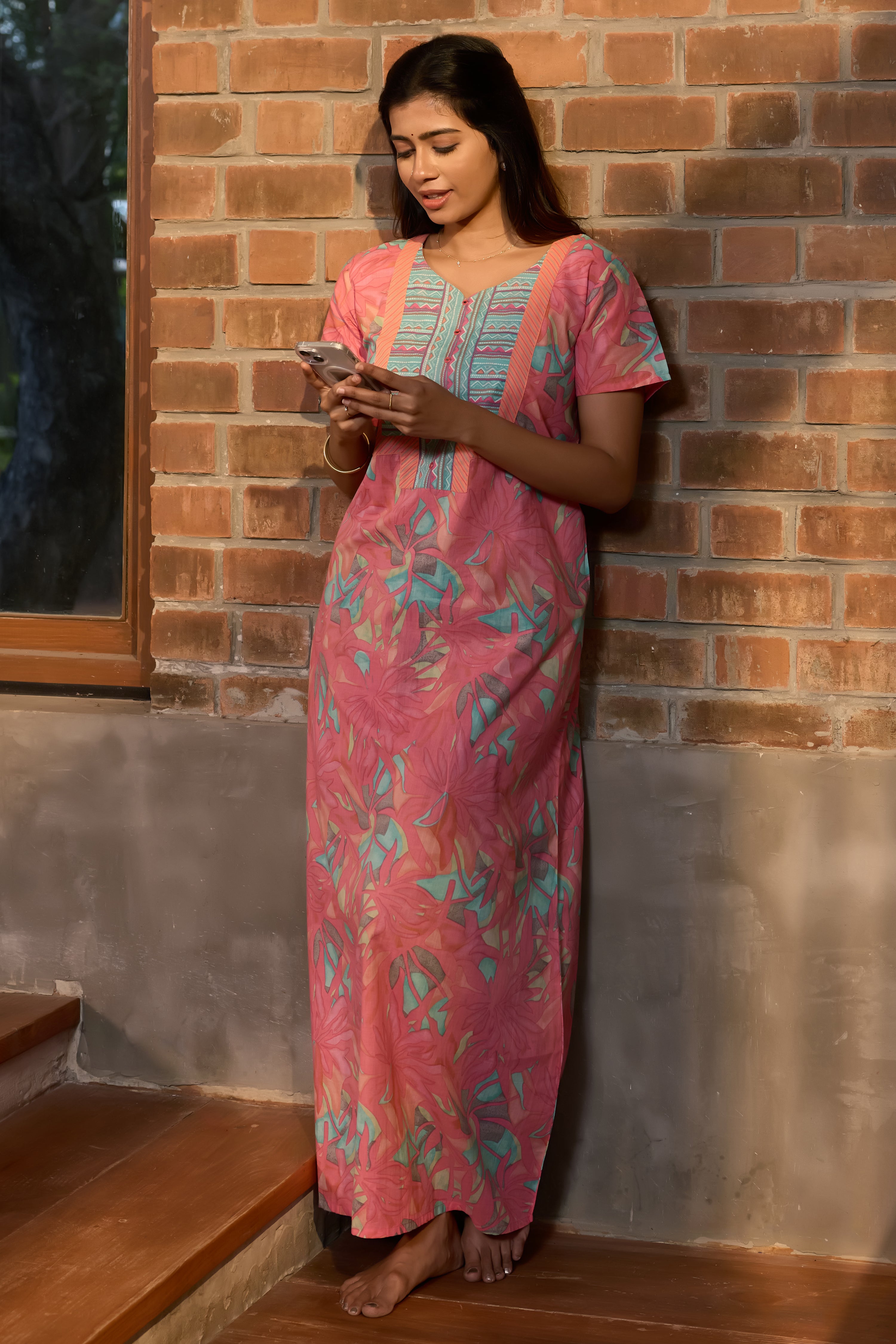 PINK ABSTRACT FLORAL COTTON NIGHTWEAR