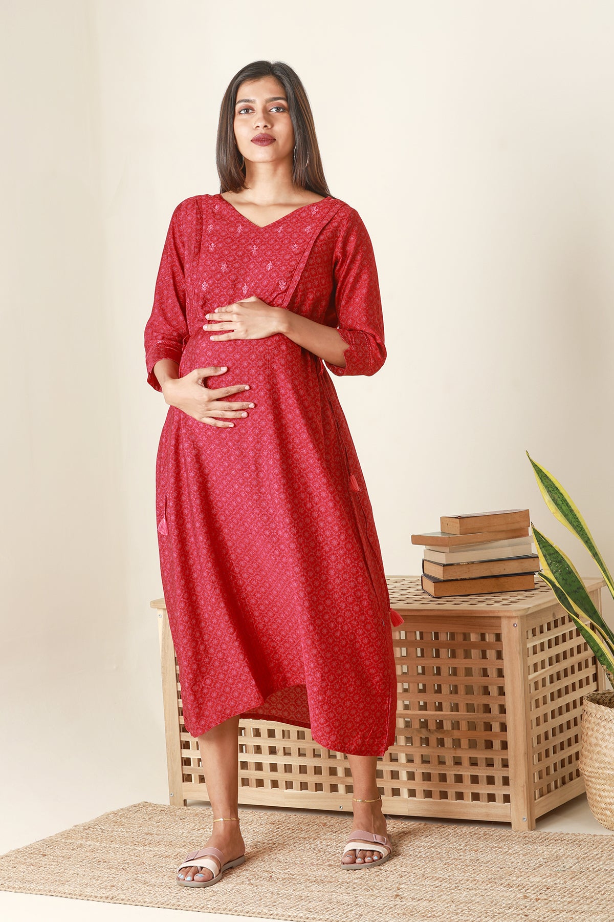 Ditsy Floral Printed Maternity Kurta with Embroidered Yoke Red