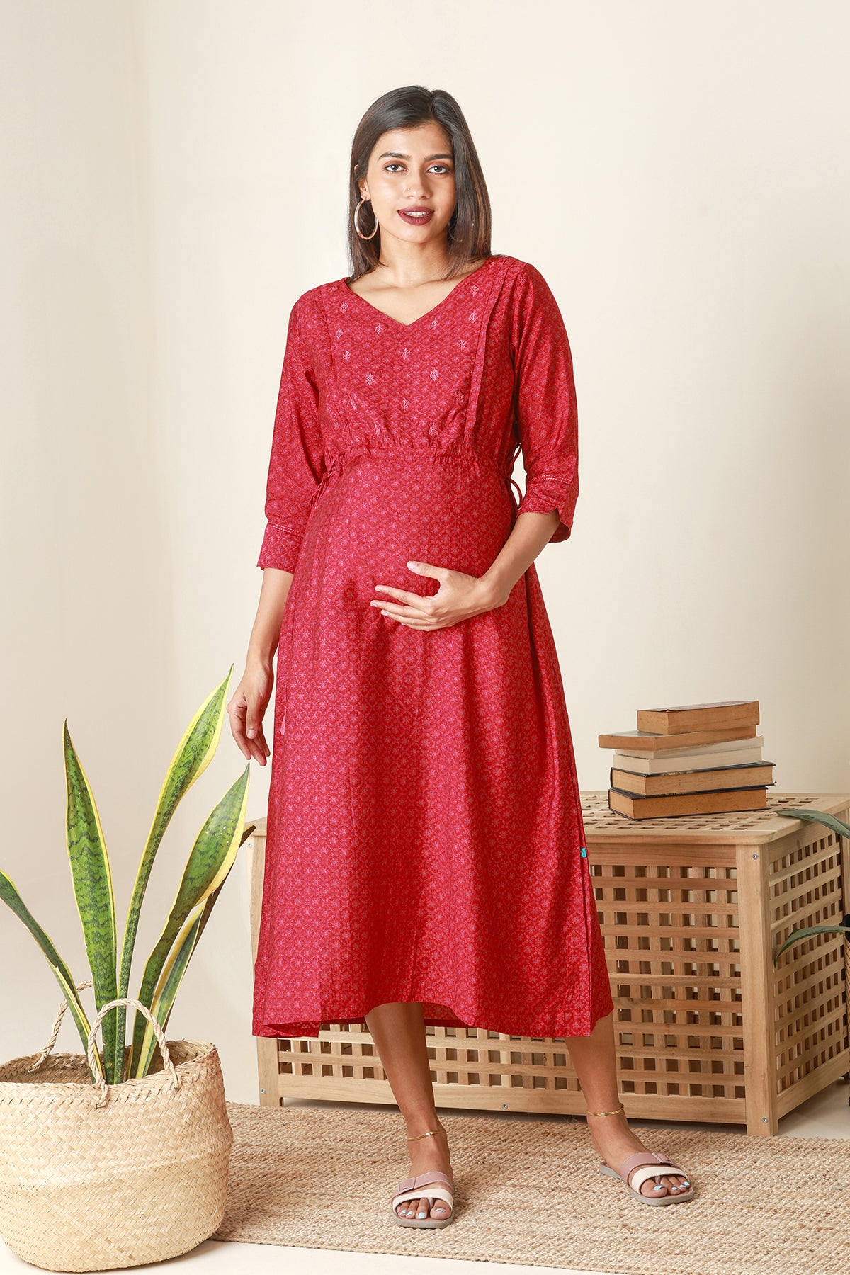 Ditsy Floral Printed Maternity Kurta with Embroiered Yoke- Red