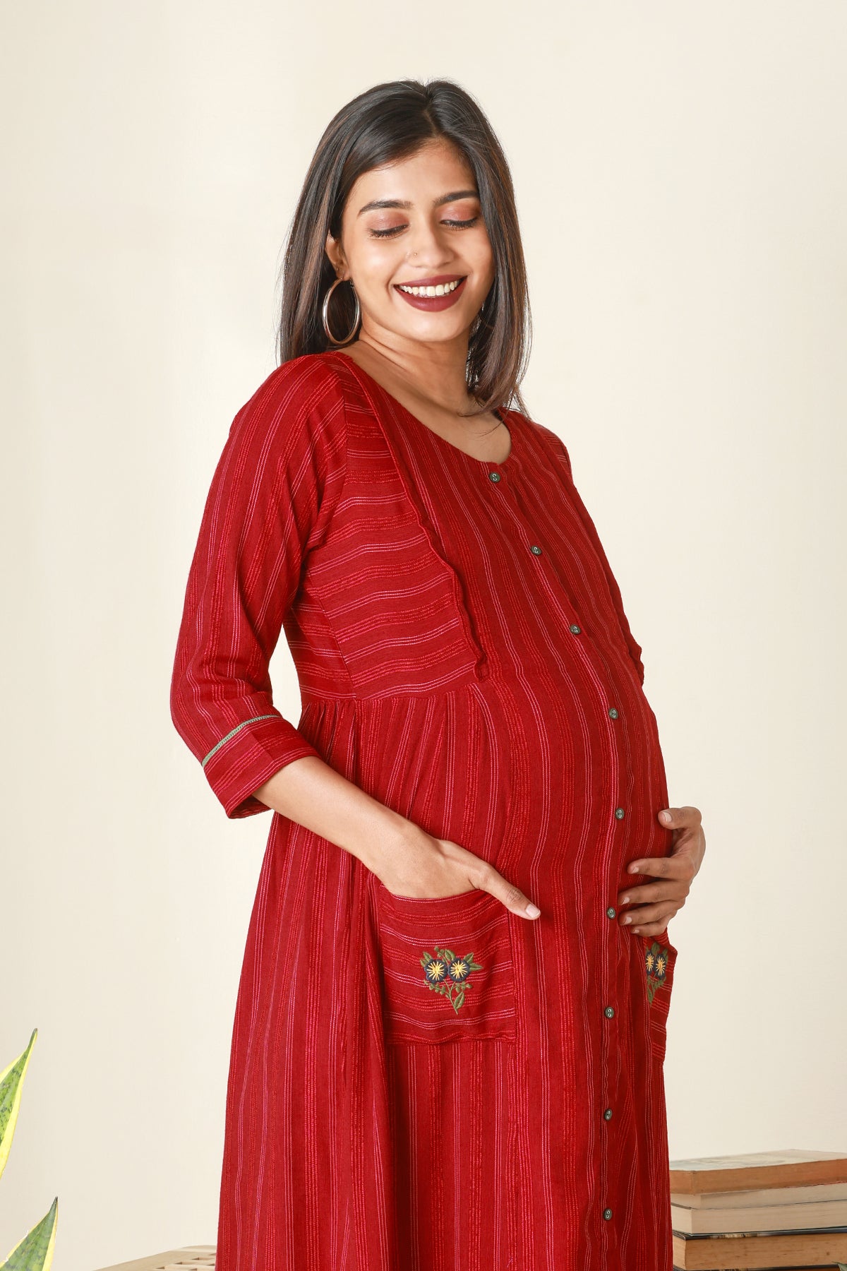 Textured Striped Maternity Dress with chic pockets - Maroon