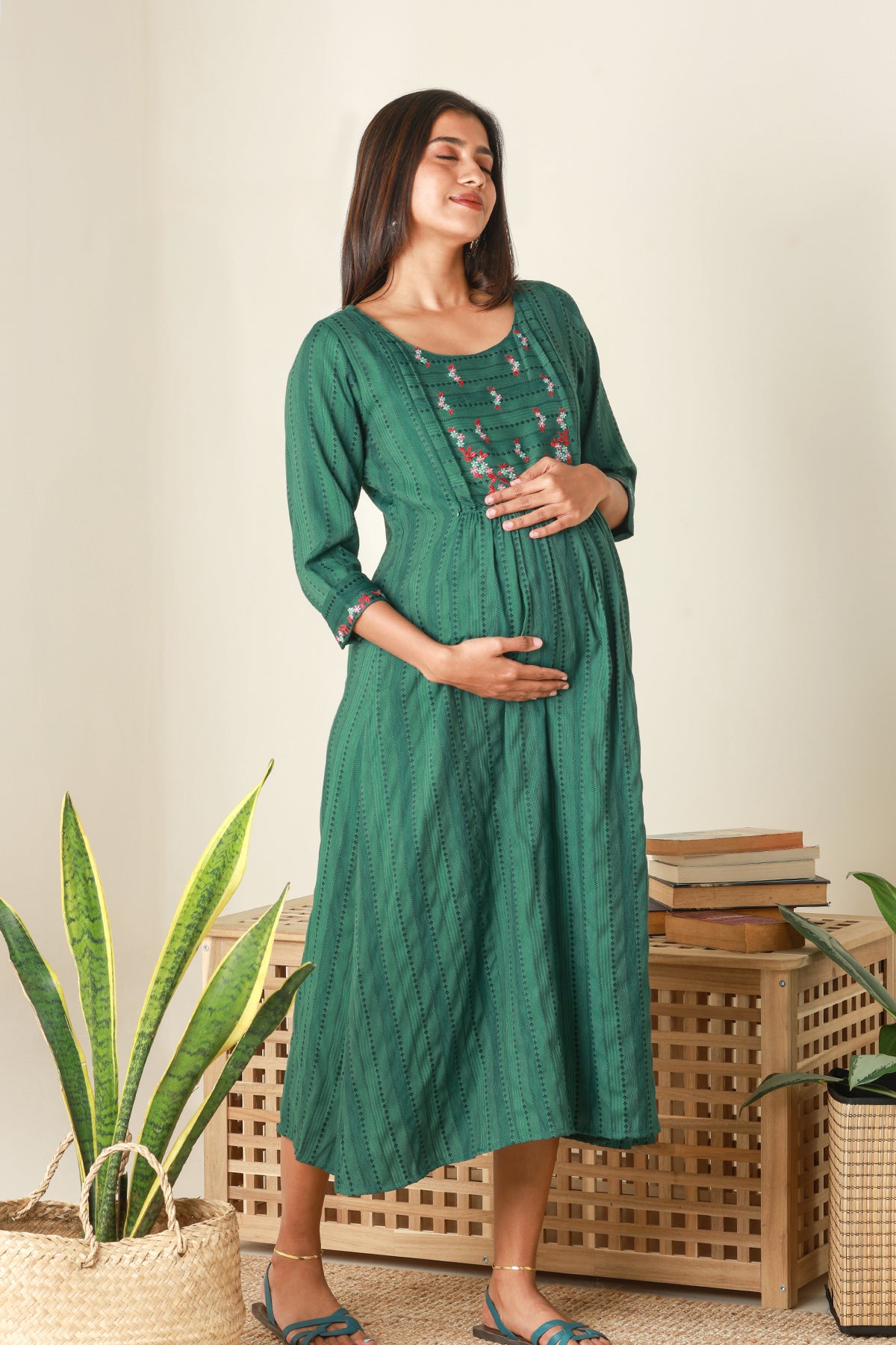 Textured Maternity Kurta with Yoke Embroidery - Green