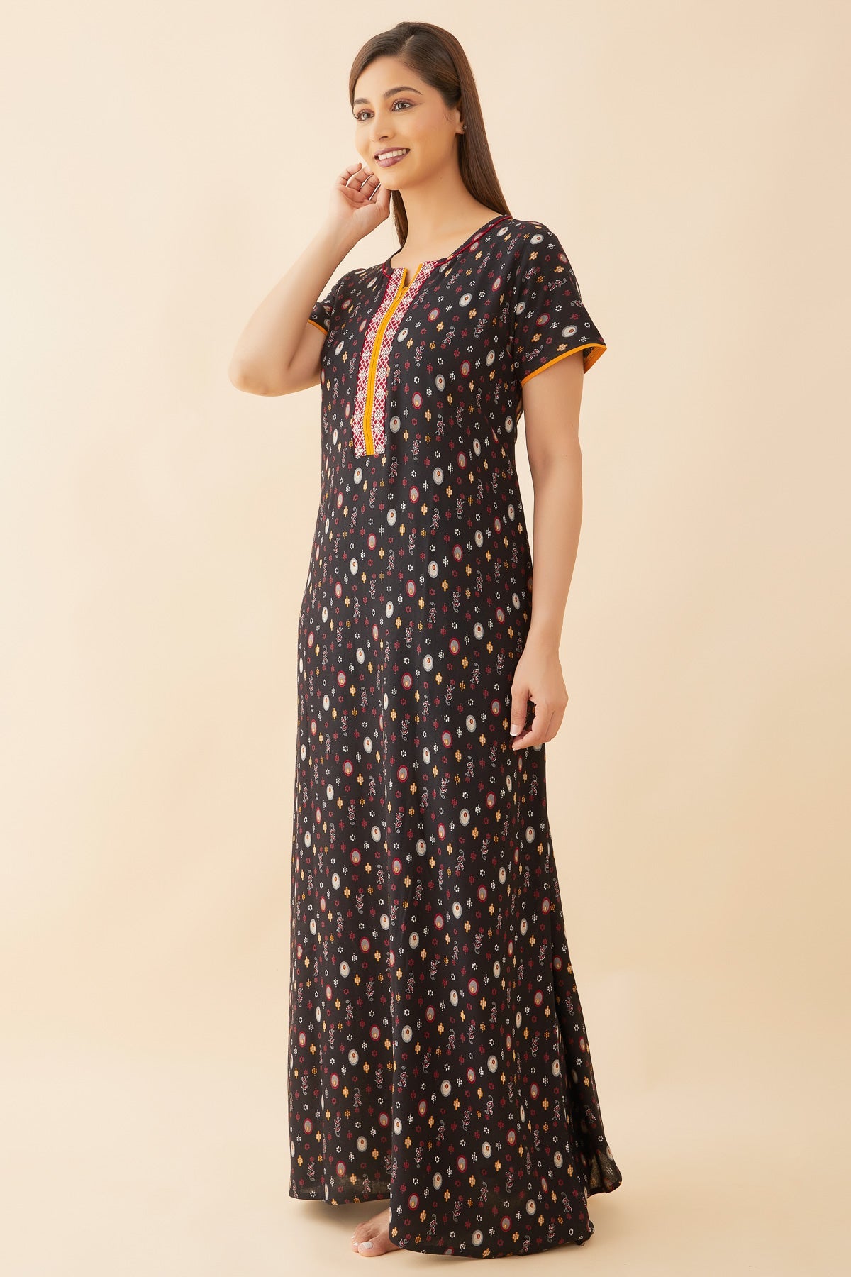 All Over Geometric Print With Contrast Embroidered Yoke Nighty Black