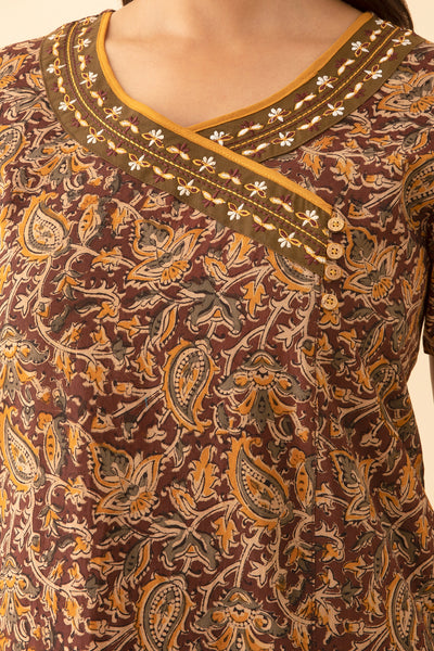 Allover kalamkari Print With Floral Embroidery Nighty - Brown