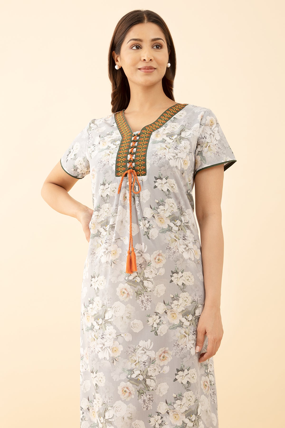 Ditsy Printed Beige Nighty Floral Style
