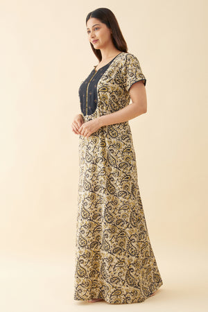 Kalamkari Nighty with Printed Yoke - Green
