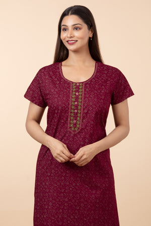 All Over Flroal Printed Nighty - Maroon