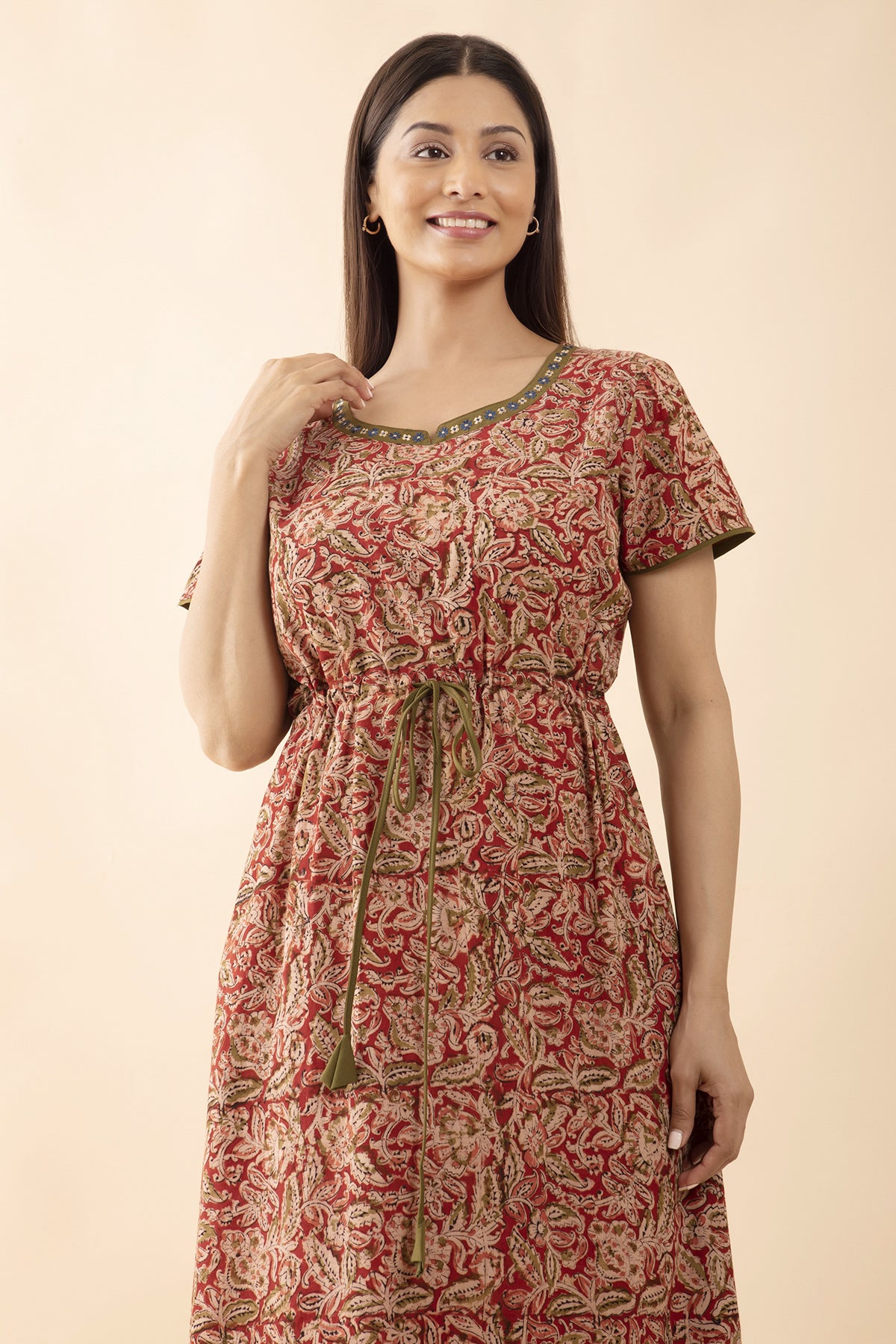 Kalamkari Printed Nighty with Waist Tie-up - Red