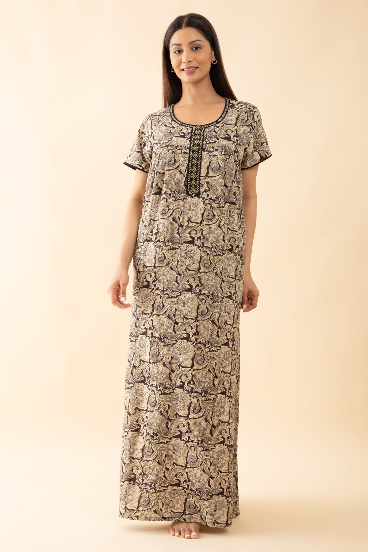 Kalamkai Printed & Embroidered Nighty - Black