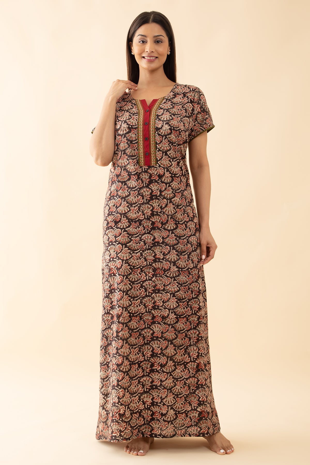 Kalamakri Printed & Embroidered Nighty - Black