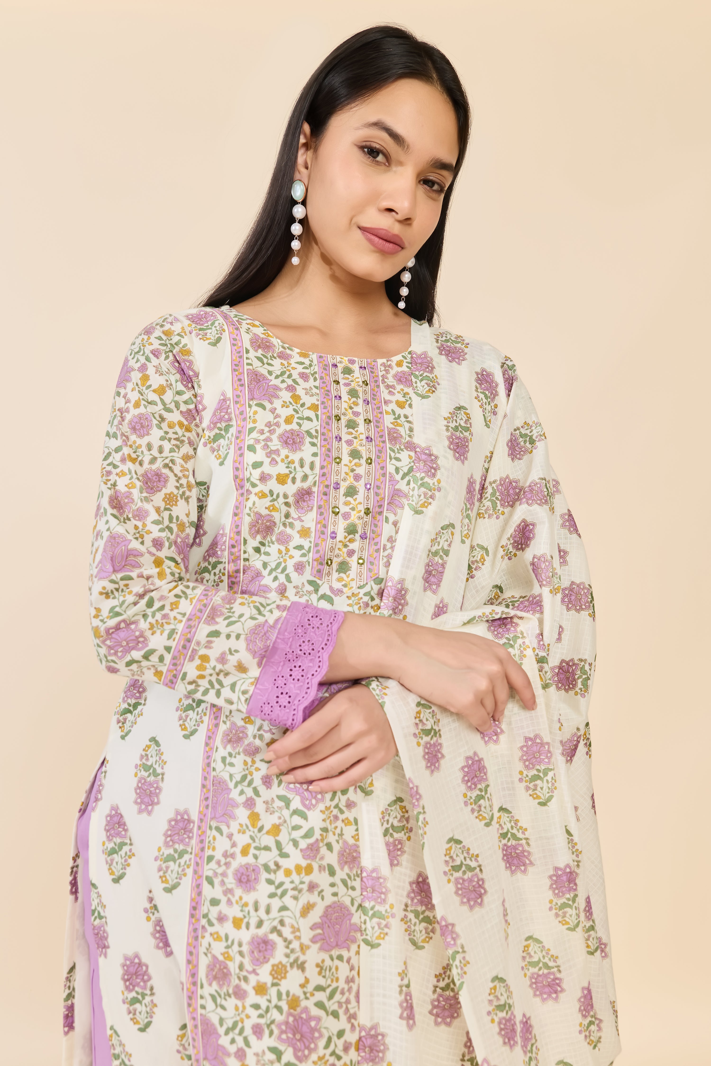 WHITE FLORAL COTTON KURTA SET