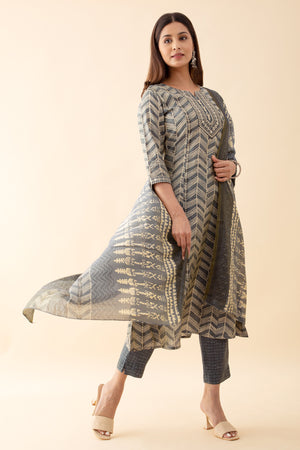 Printed Kurtaset with Embroidered Yoke - Grey