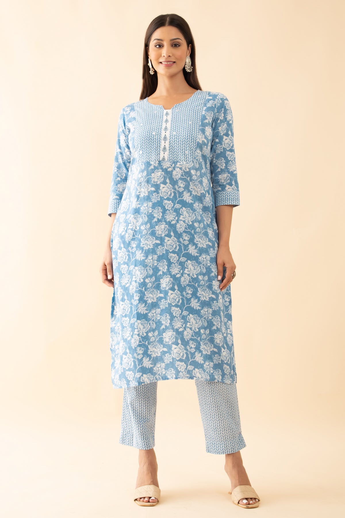 Floral Printed Cotton Kurta Set with Patchwork Yoke - Blue