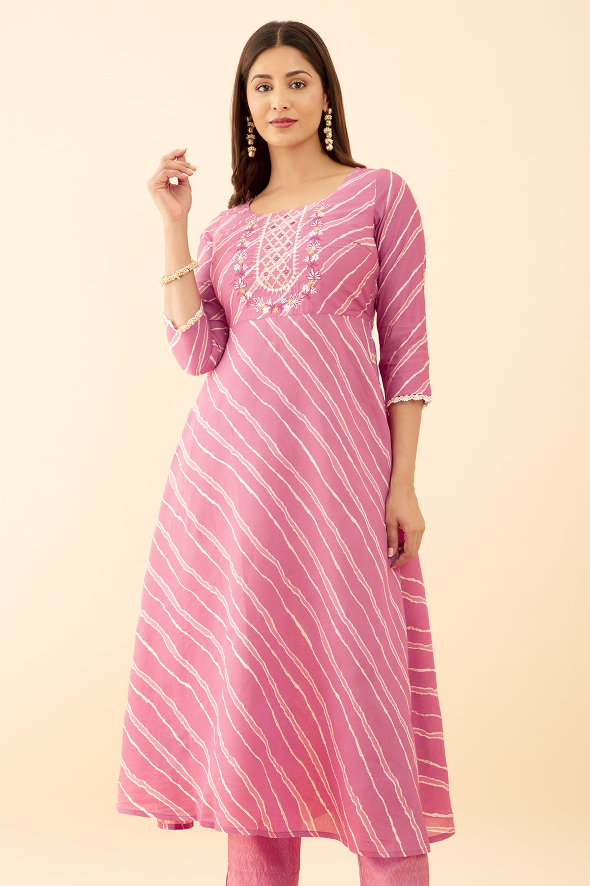 Floral Printed Kurta Set with Embroidered Stripes Mirror Work