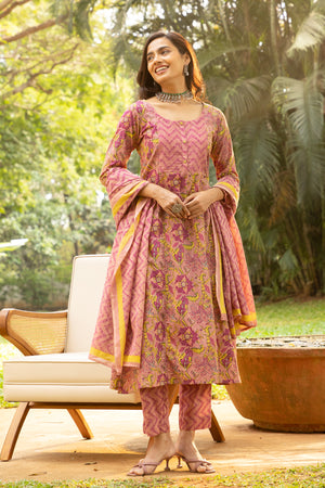 Floral Paisley Printed Cotton Kurta set with Dupatta - Pink