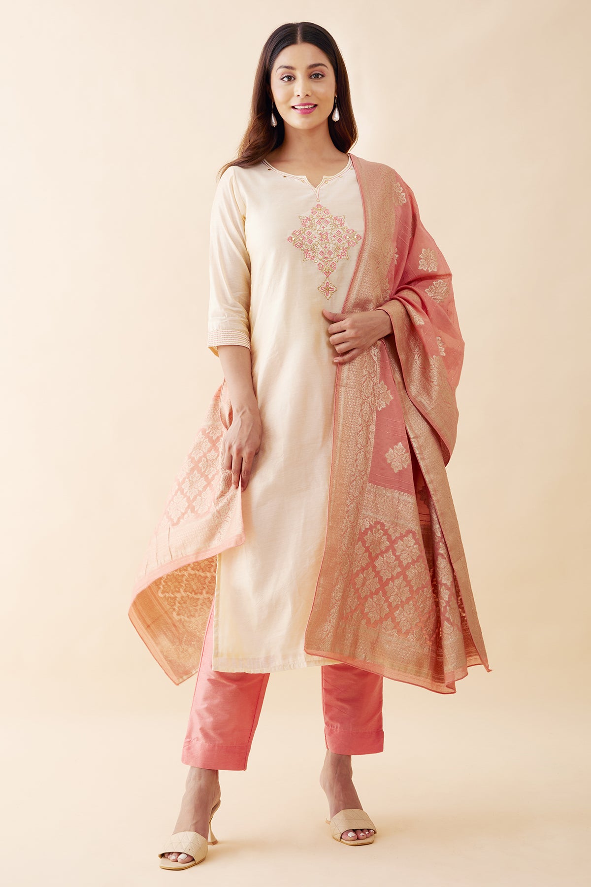 Floral Embroidered Kurtaset with Brocade Dupatta - Off-White & Peach