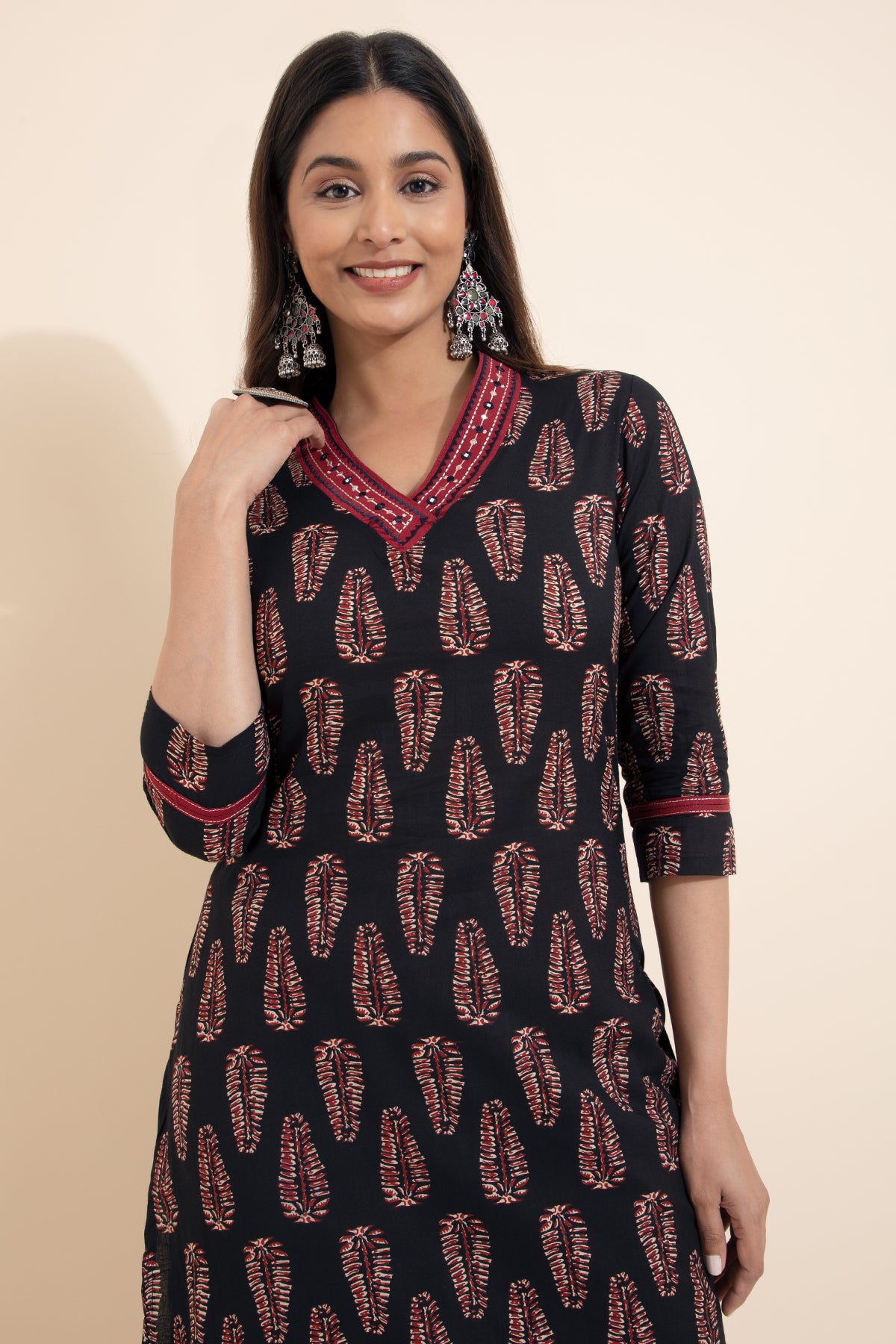 Paisley Printed Cotton Kurtaset - Black & Maroon
