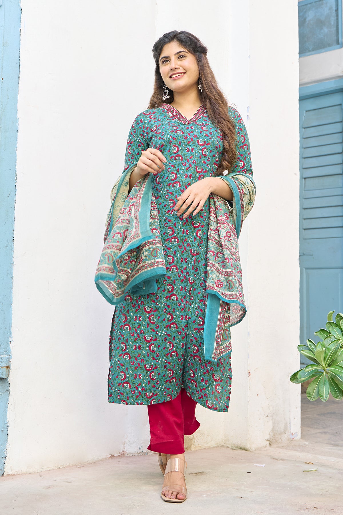 Floral Printed Premium Cotton Kurta set - Blue & Red
