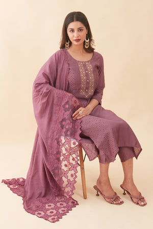 All Over Geometric Prined & Embroidered Kurta Set With Cutwork Dupatta - Purple