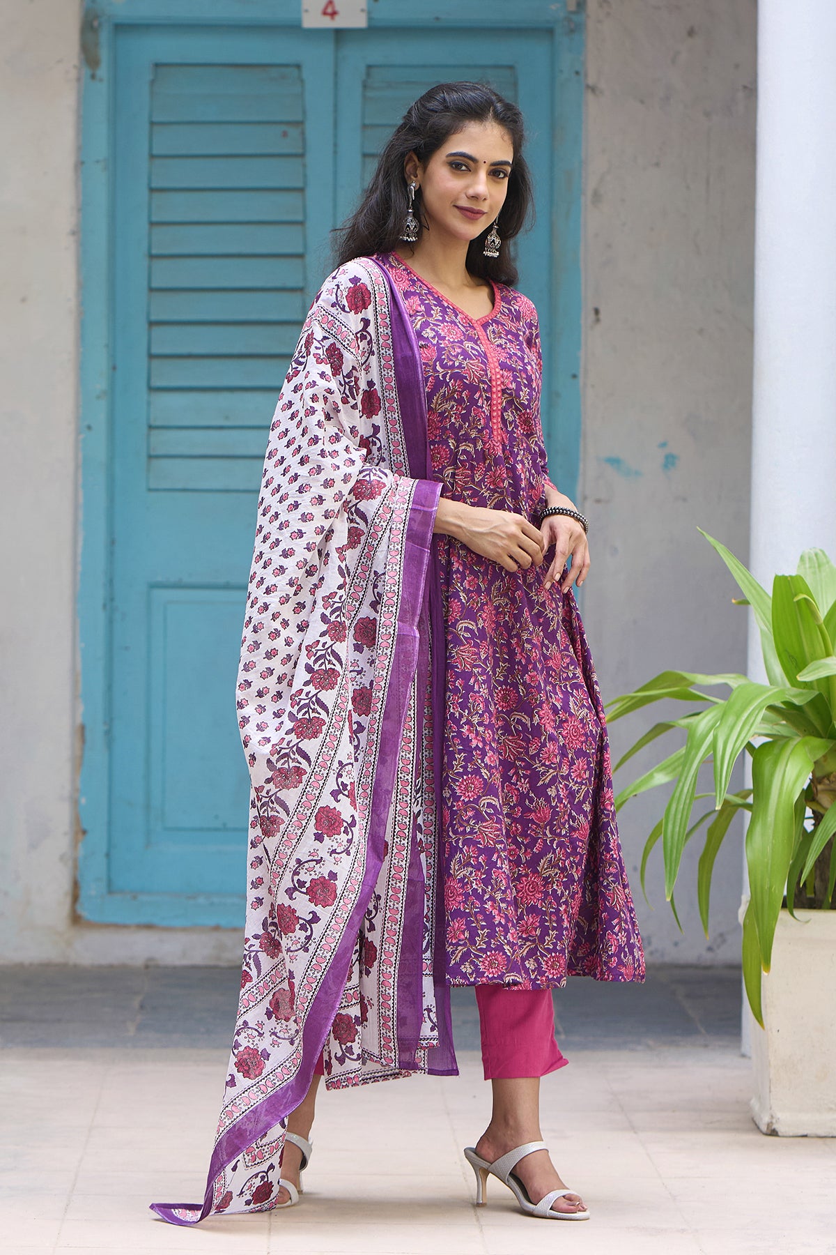 Floral Printed Cotton Kurta-Set with Dupatta - Purple
