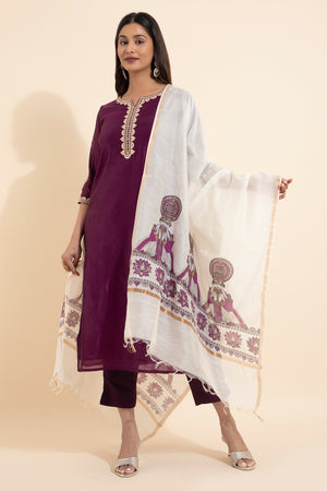 Embroidered Kurtaset with Kathakali Printed Duapatta - Burgundy & Off-White