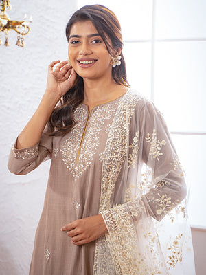 Contrast Floral Embroidered Kurta Set With Embroidered Organza Dupatta Brown Off White