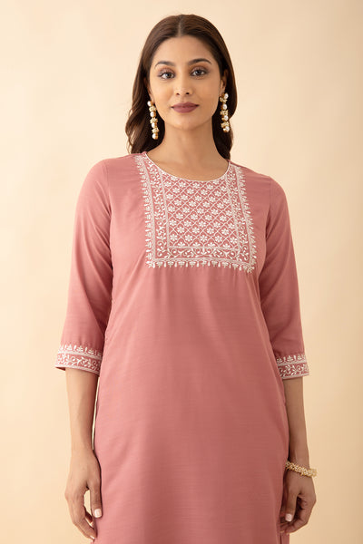 Floral Embroidered Yoke Kurta Set With Embroidered Organza Dupatta - Peach & Off White
