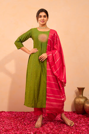 Mandala Embroidered Kurtaset with Dupatta - Green & Pink
