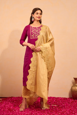 Floral Embroidered Kurtaset with Scallop Dupatta - Magenta & Gold