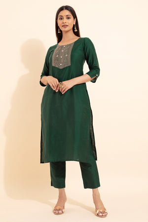 Brocade Patchwork Kurtaset with Organza Dupatta - Green