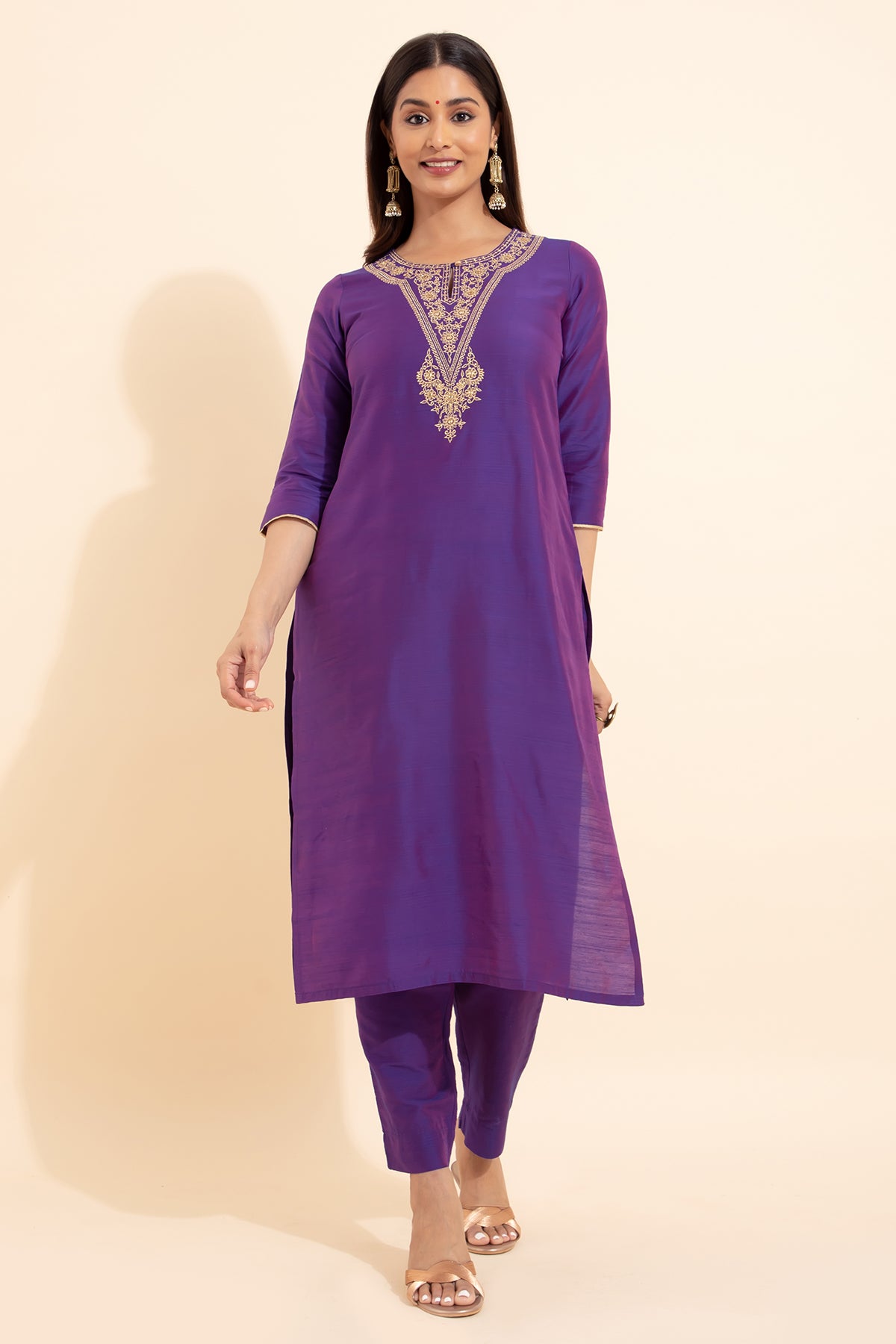 Floral Embroidered Kurta set with Brocade Dupatta - Purple & Gold
