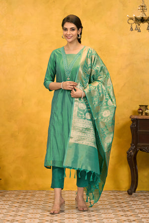 Floral Embroidered Kurtaset with Brocade Dupatta - Green