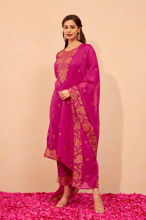 Cross Stitch Floral Embroidered Kurtaset with Dupatta - Magenta