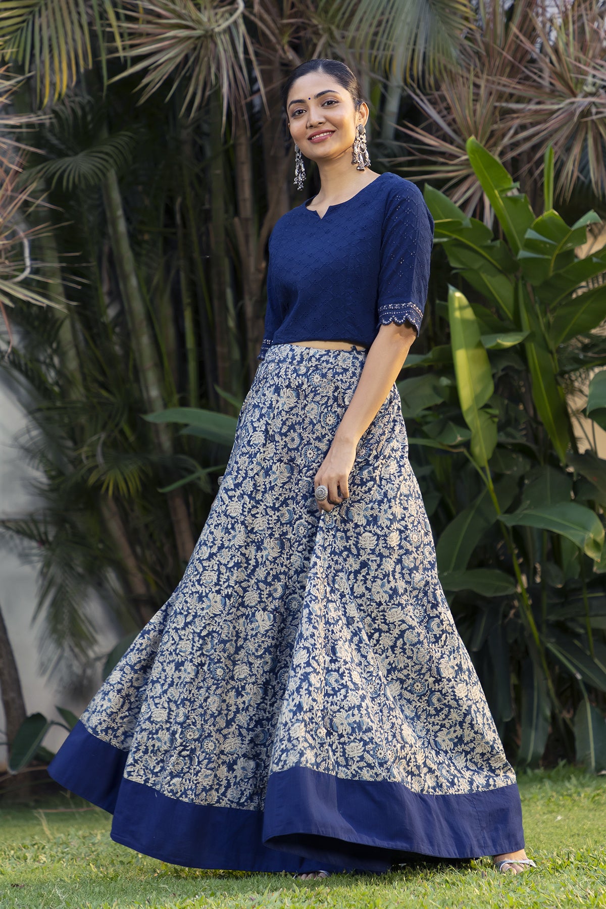 Kalamkari Printed Skirtset with Scallop Hem Crop Top - Blue