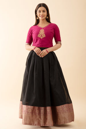 Ethnic Motif Embroidered Top with Zari Border Skirtset Pink Black