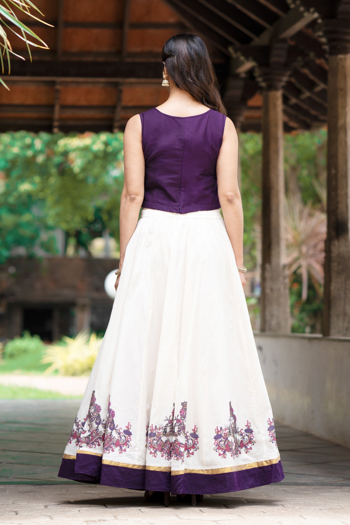 Krishna Mural Printed Skirtset - Pruple & Off-White
