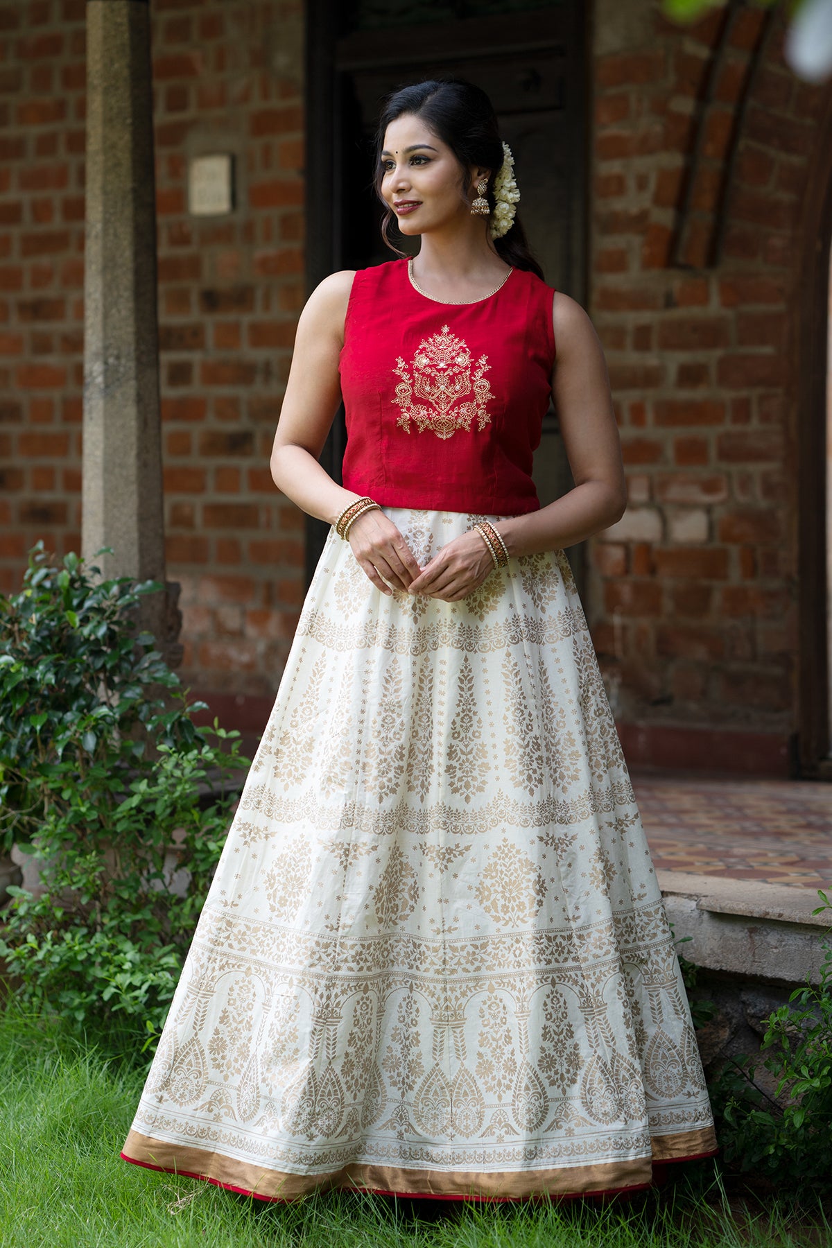 Floral Embroidered & Printed Skirtset - Red & Off-White