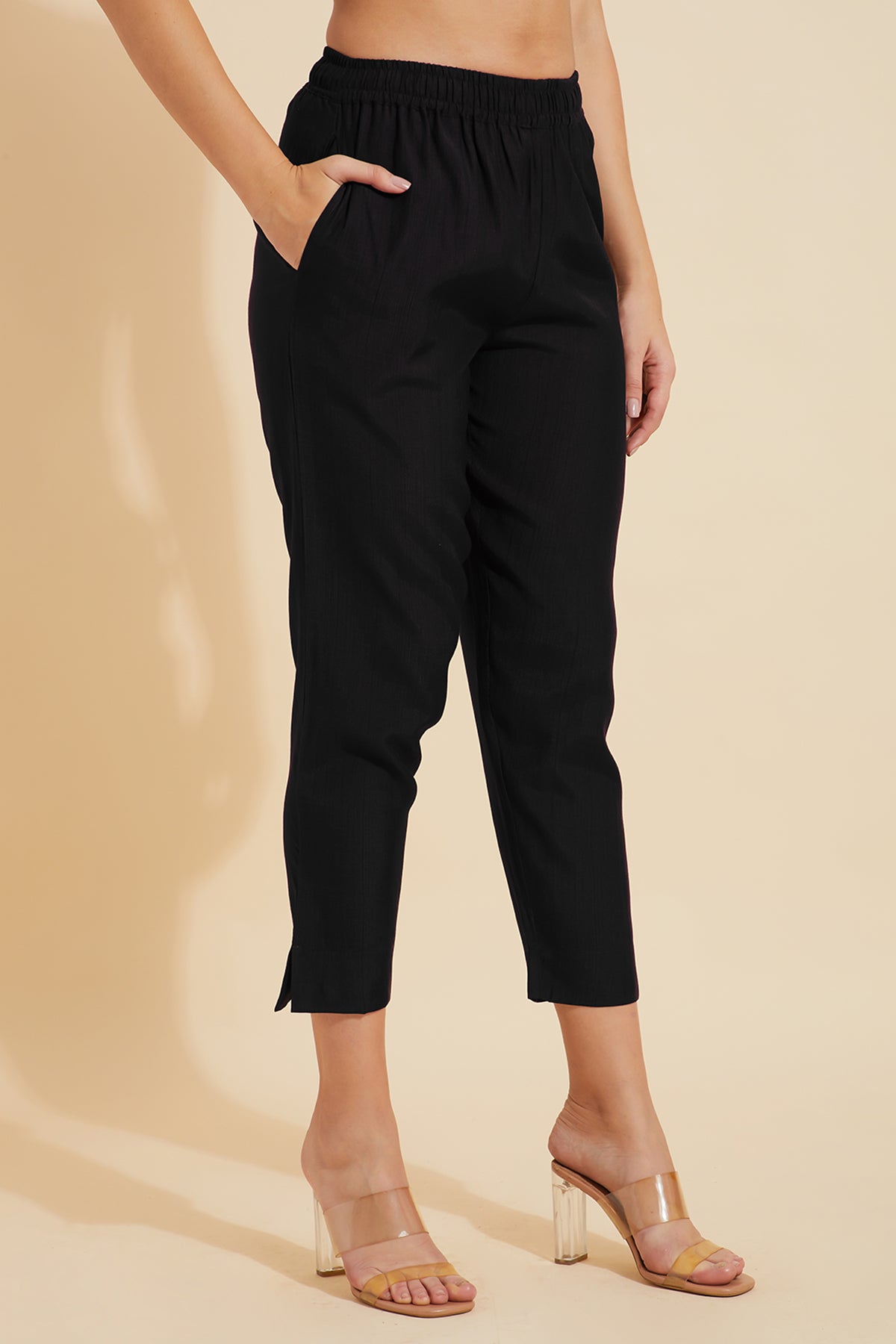 Solid Straight Pant - Black