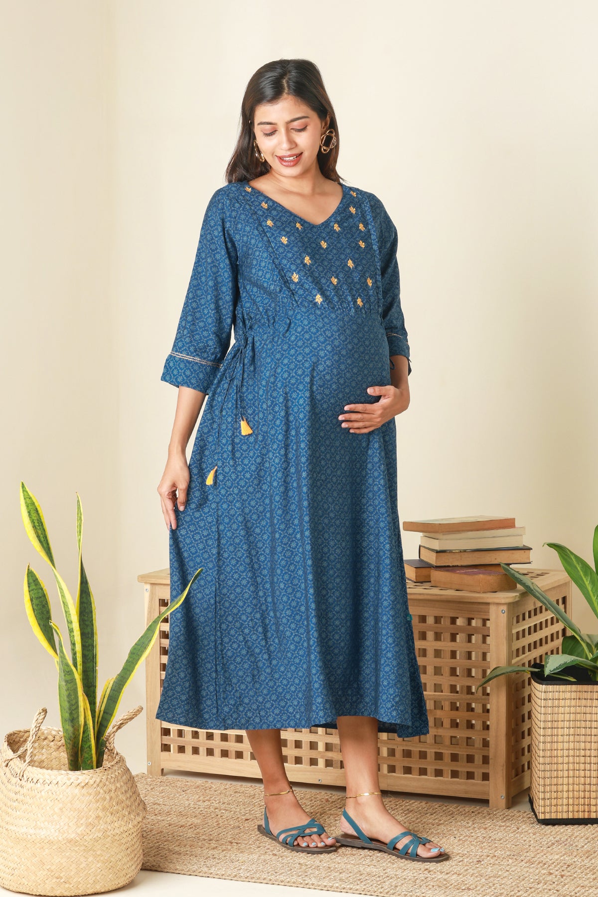 Ditsy Floral Printed Maternity Kurta with Embroidered Yoke Blue
