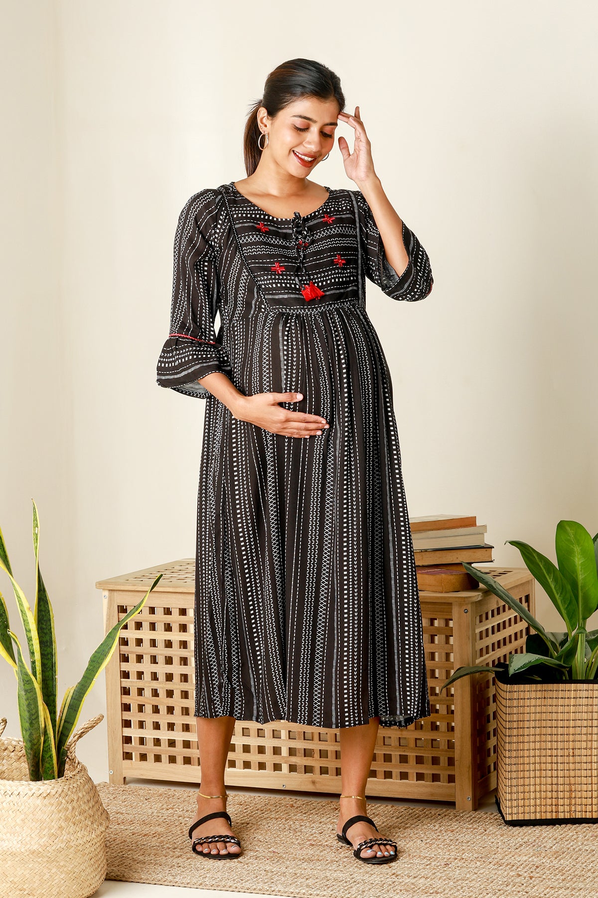 Breezy Geometric Printed Maternity Kurta Black
