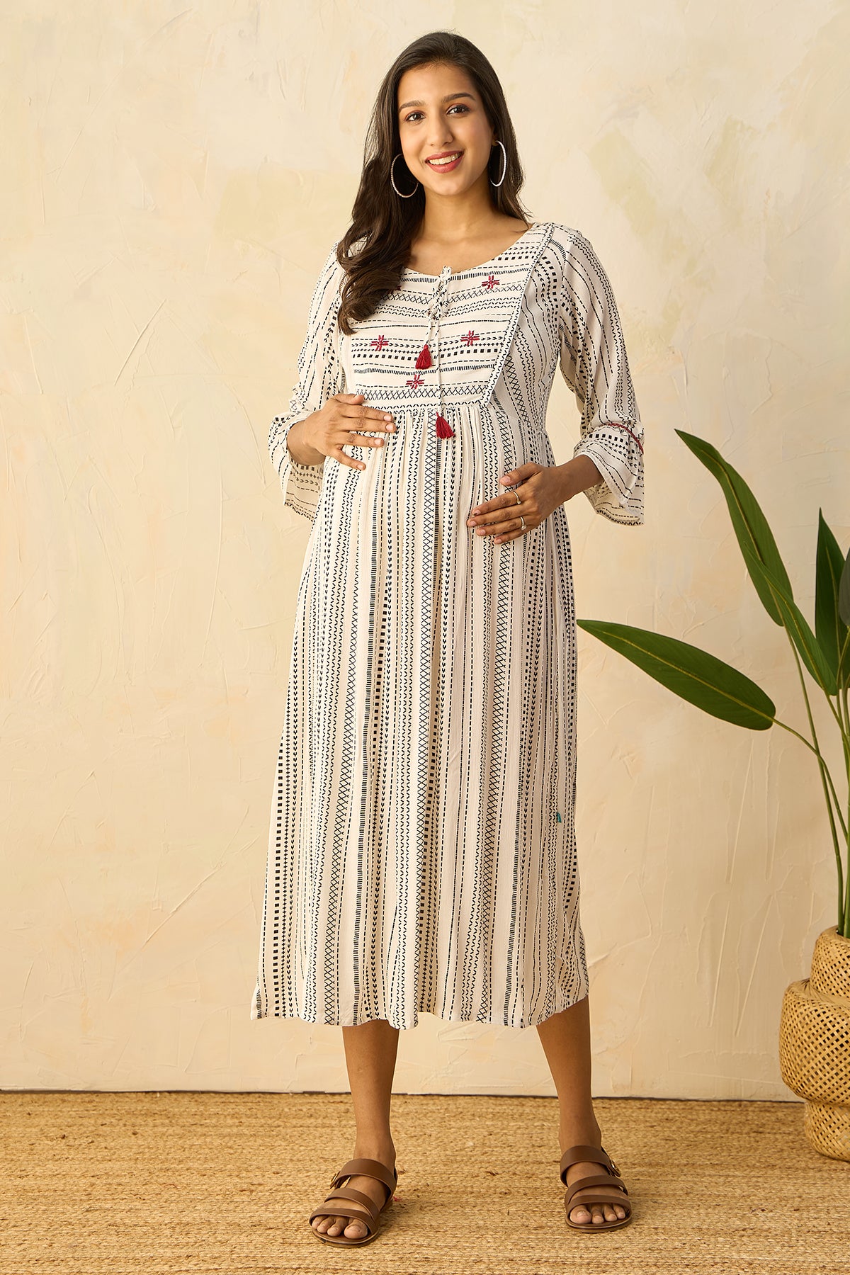 Breezy Geometric Printed Maternity Kurta - White