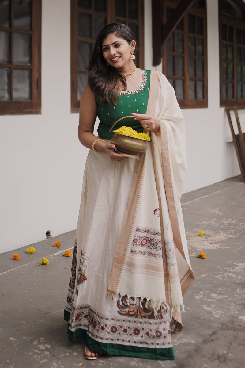 Mural Printed Skirtset with Dupatta - Green & Off-White