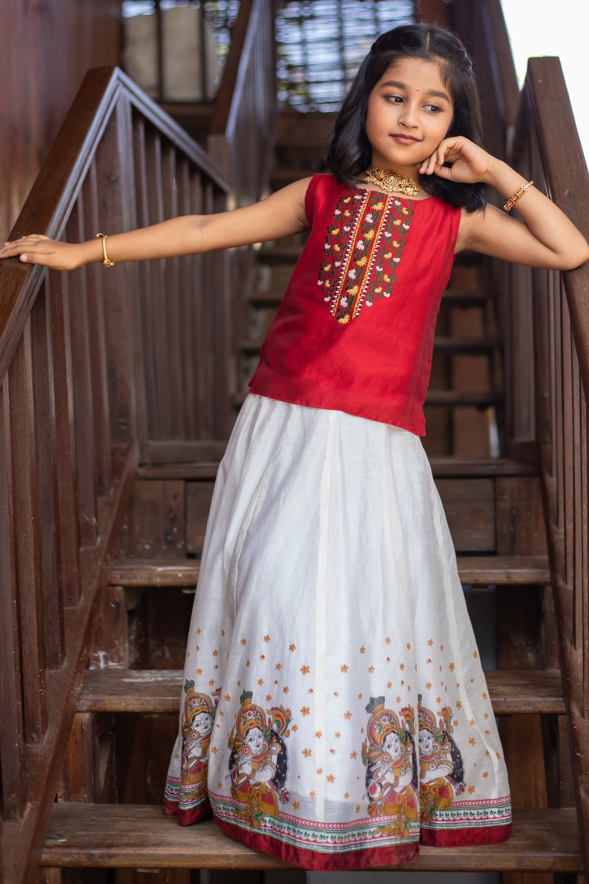 Floral Placement Embroidered Sleeveless Top & Mural Printed Skirt Set -  Red & White