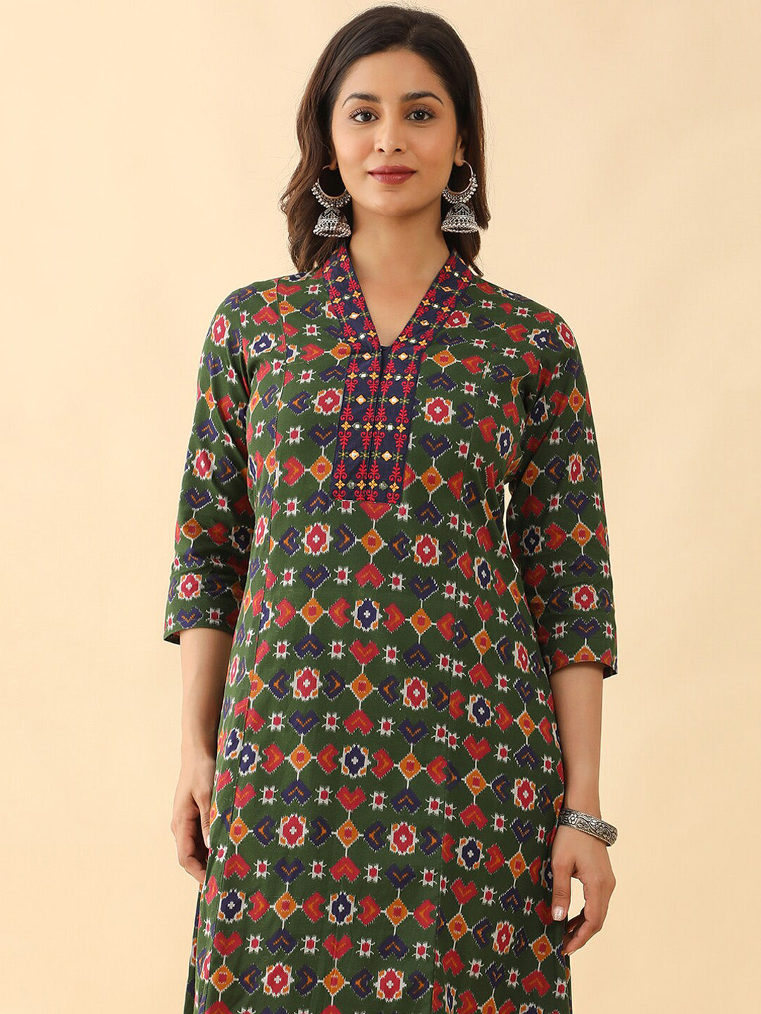 All Over Geometric Printed With Foil Mirror Embroidered Kurta - Green