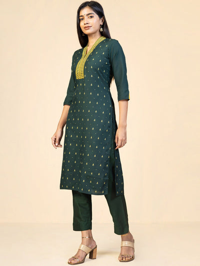Geometric Motif Embroidered With All Over Butta Printed Kurta Green