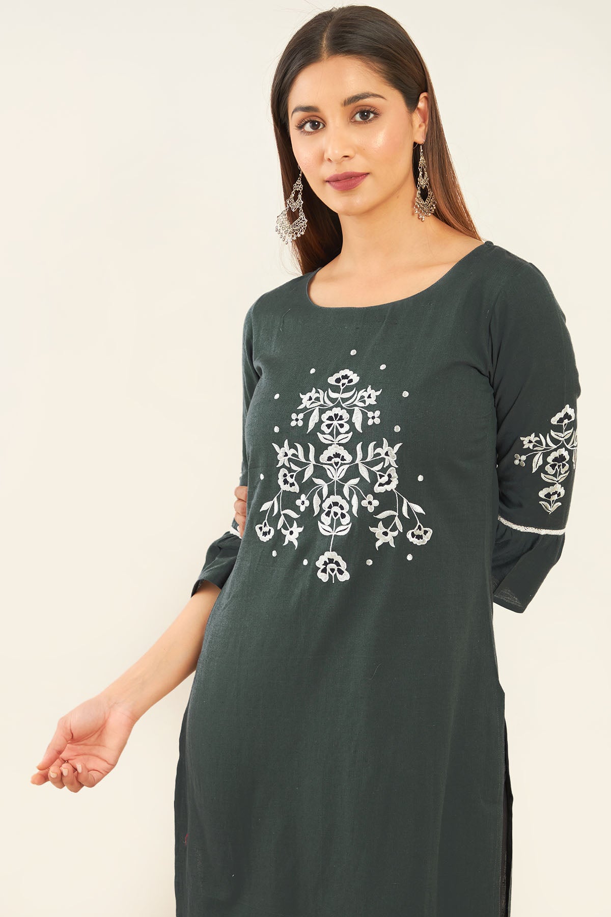 Ditsy Floral & Mirror Embroidered Women's Kurta - Grey