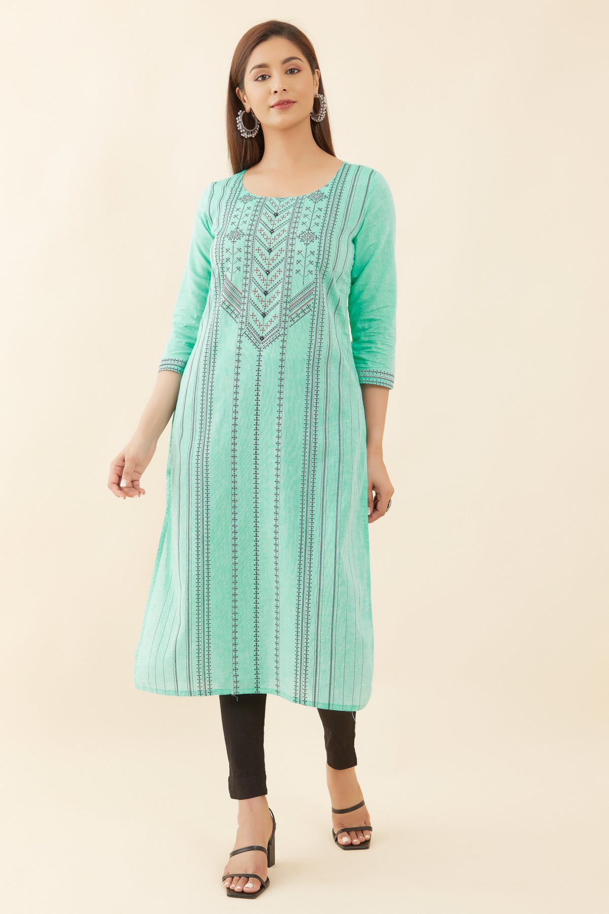 All Over Geometric Print With Foil Mirror Embellished Yoke Kurta Blue